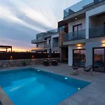 Amara Luxury Villas