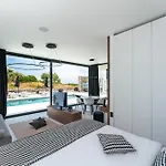 Amara Luxury Villas