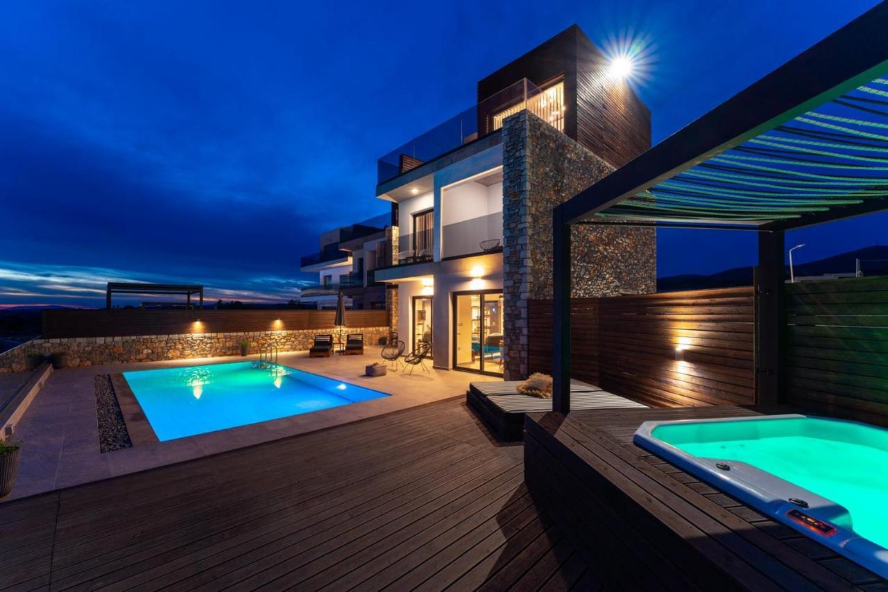 Amara Luxury *