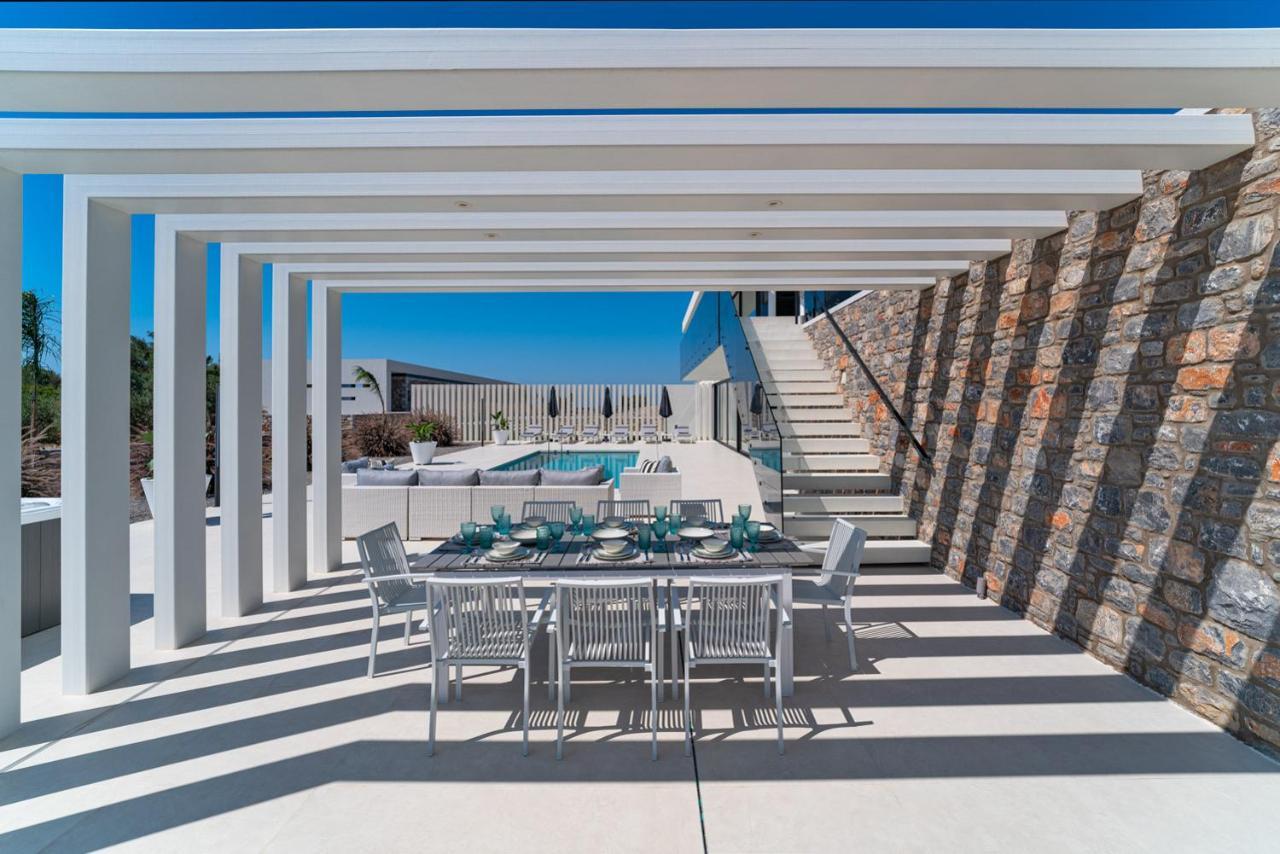 Amara Luxury Villa *